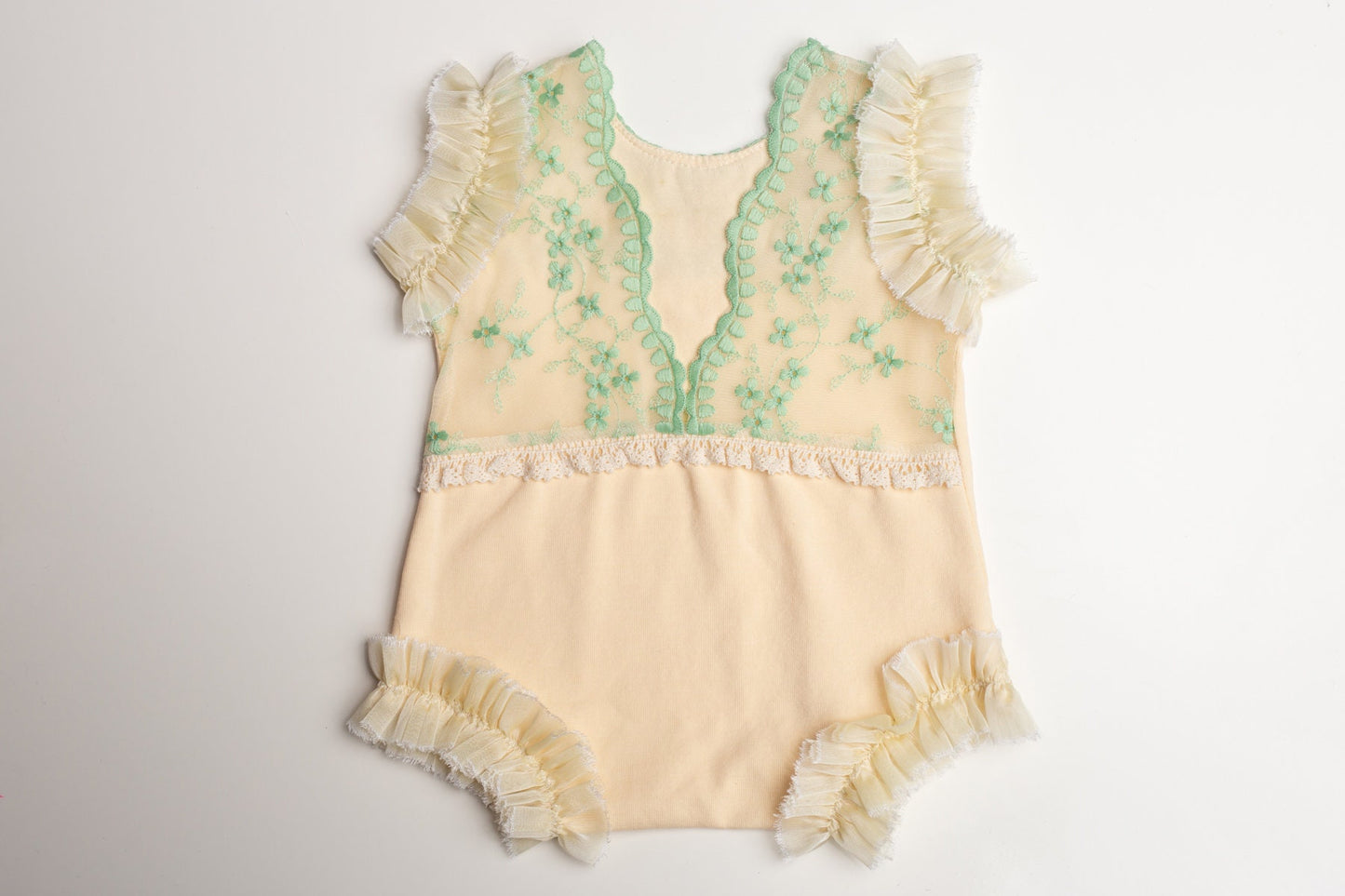 Cream newborn baby girl romper,Newborn Outfit,Newborn Girl Outfit,Newborn Photography Props,Newborn Photo Props,Pregnancy gift