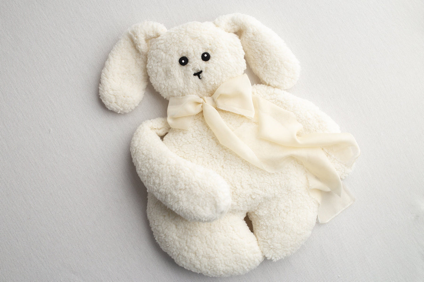 Posing toy for newborn photo shoots. Newborn Photography Props,Newborn Photo Props, Newborn baby gift,Pregnancy gift,Newborn Girl Outfit