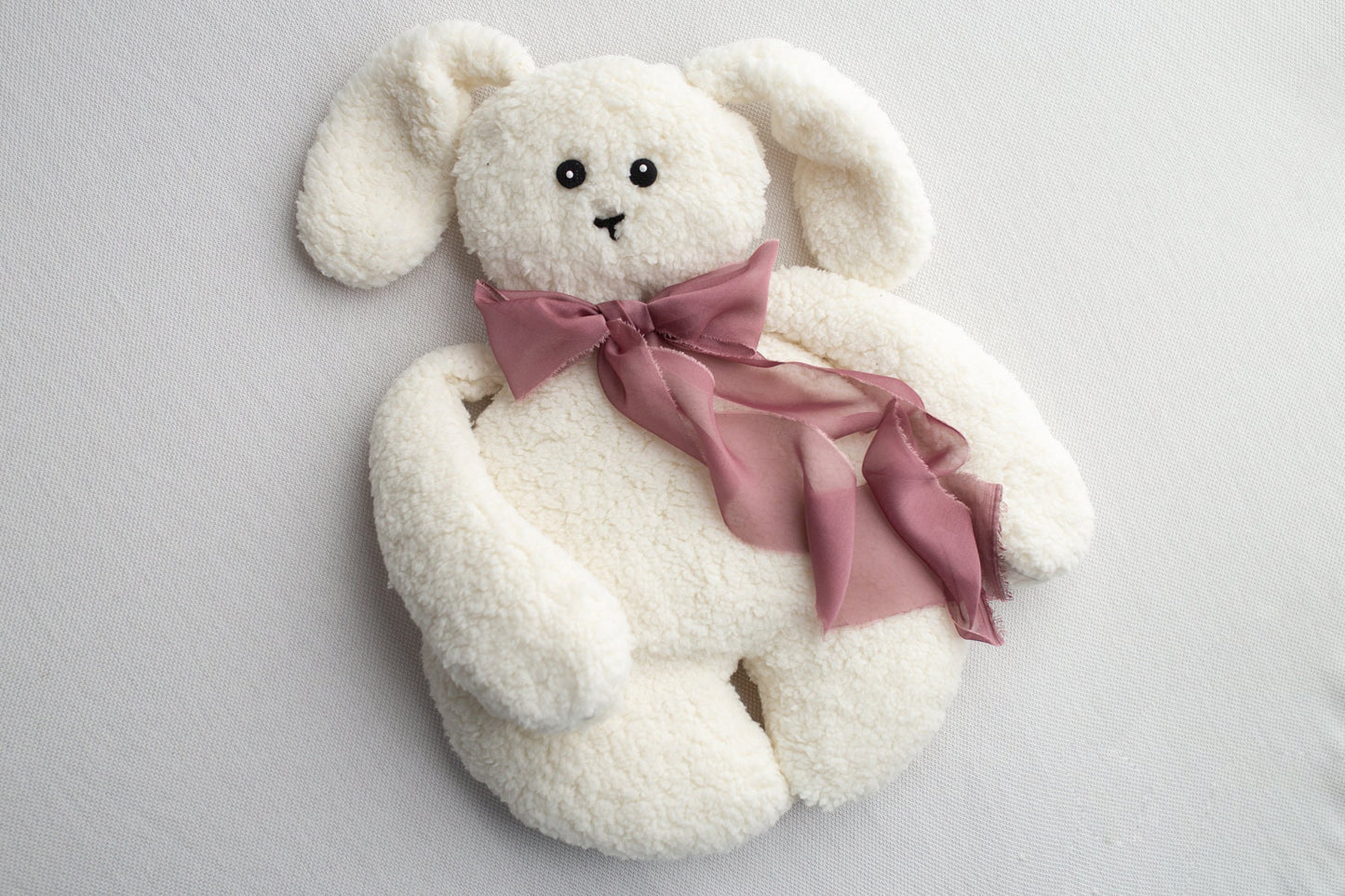 Posing toy for newborn photo shoots. Newborn Photography Props,Newborn Photo Props, Newborn baby gift,Pregnancy gift,Newborn Girl Outfit