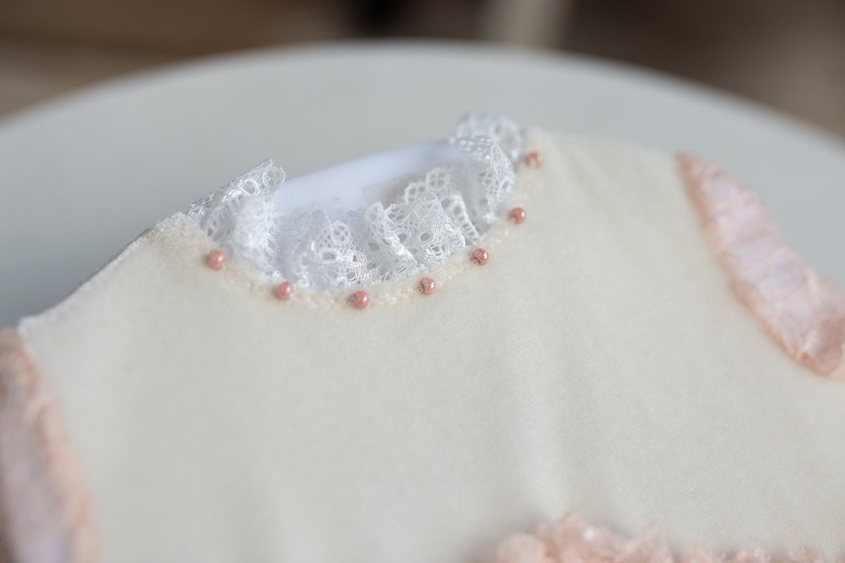 Newborn photo outfit girl,Newborn Lace Romper,Newborn Photography Prop,Newborn Photo Prop,Newborn prop outfit,Newborn girl photoshoot outfit