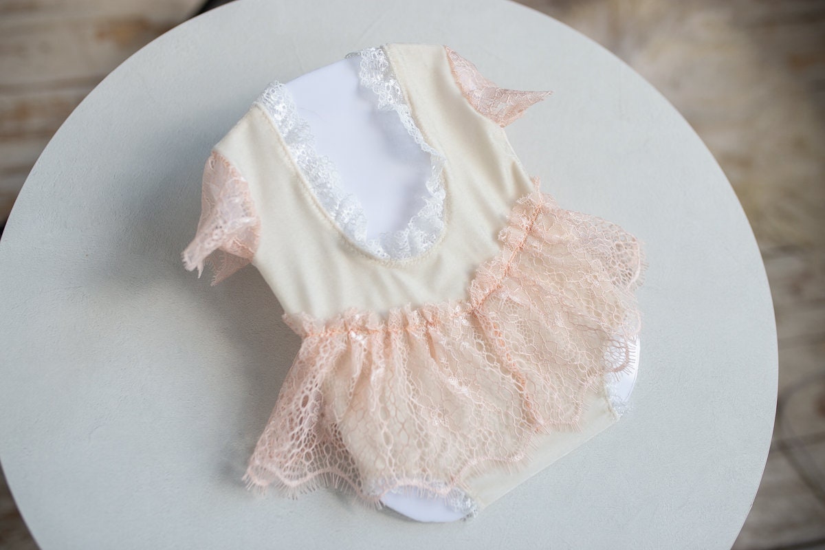 Newborn photo outfit girl,Newborn Lace Romper,Newborn Photography Prop,Newborn Photo Prop,Newborn prop outfit,Newborn girl photoshoot outfit