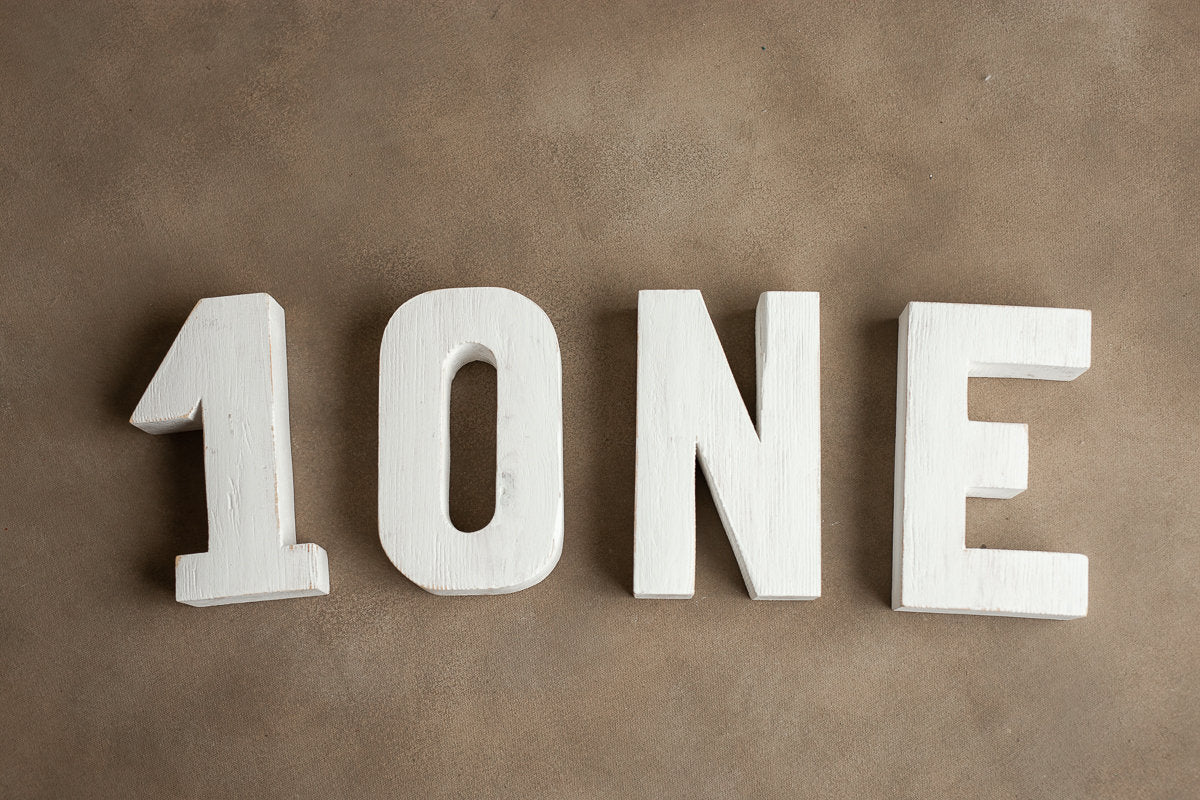 Wooden ONE Sign for First Birthday Decor,ONE Photo Prop,Sitter Girl Outfit,1st birthday photo prop,first birthday photo props