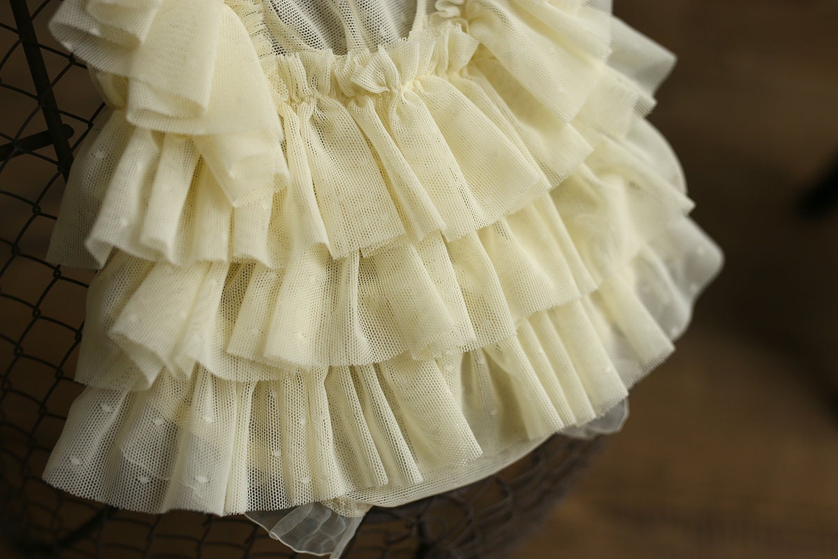 Newborn photo outfit girl,Newborn Girl Bonnet,Newborn girl romper,Newborn photography prop,Newborn photo prop set,Newborn prop