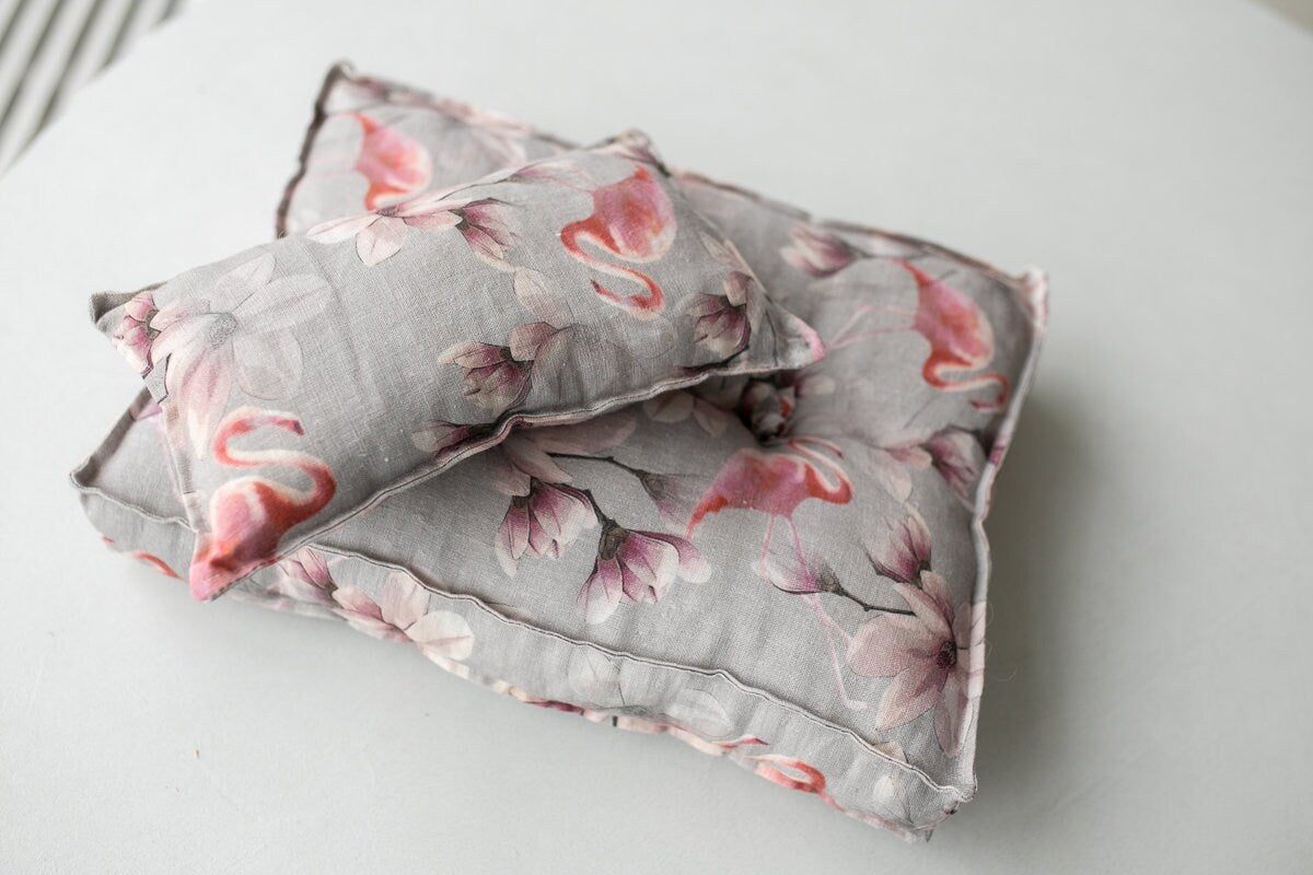 Newborn linen Posing Pillow for Bed & Pillow,Newborn Floor Poser Pillow,Newborn Bedding Prop,Newborn Photography Prop,Newborn Posing Pillow