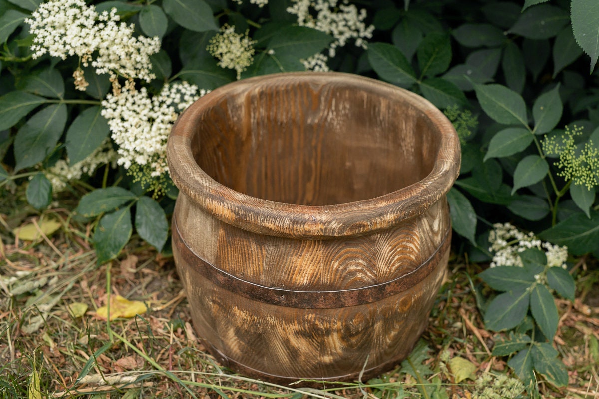 Newborn wood barrel,Newborn barrel,Newborn wooden bowl,Carved Wooden barrel,Newborn photography,Newborn photo prop,Newborn wood bucket