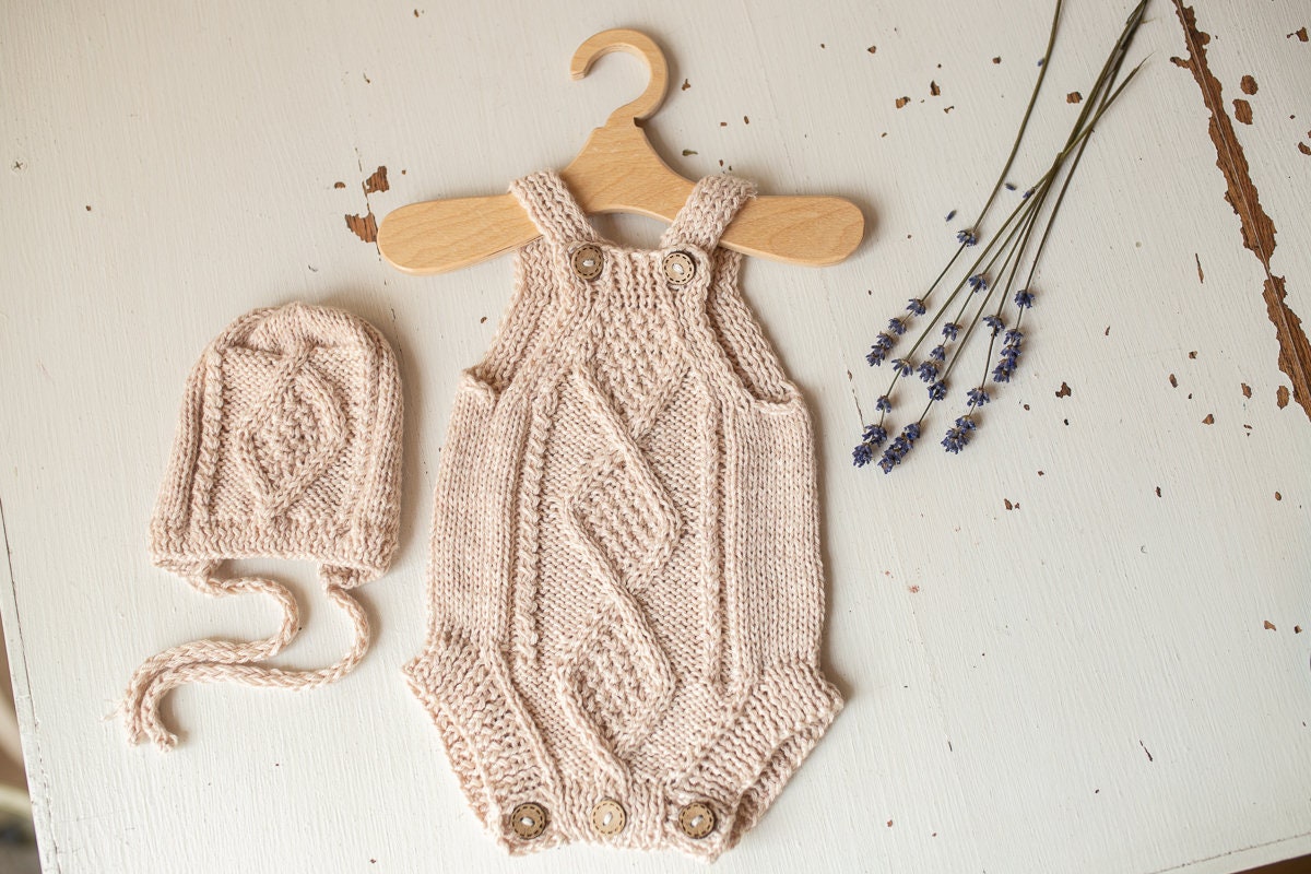 Knitted romper & bonnet,Newborn Photography Prop Set,Newborn photography outfit,Newborn girl photoshoot outfit,Pregnancy gift,Newborn props