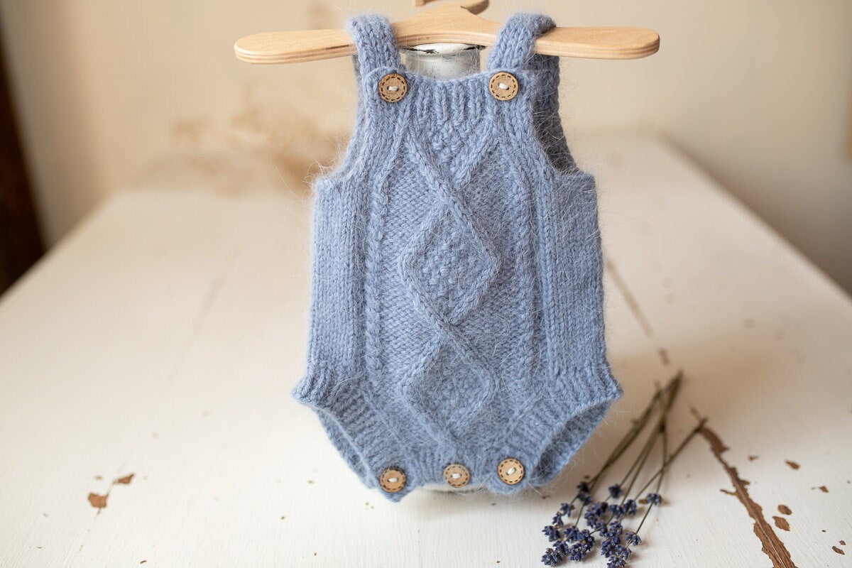 Knitted romper & bonnet,Newborn Photography Prop Set,Newborn photography outfit,Newborn girl photoshoot outfit,Pregnancy gift,Newborn props