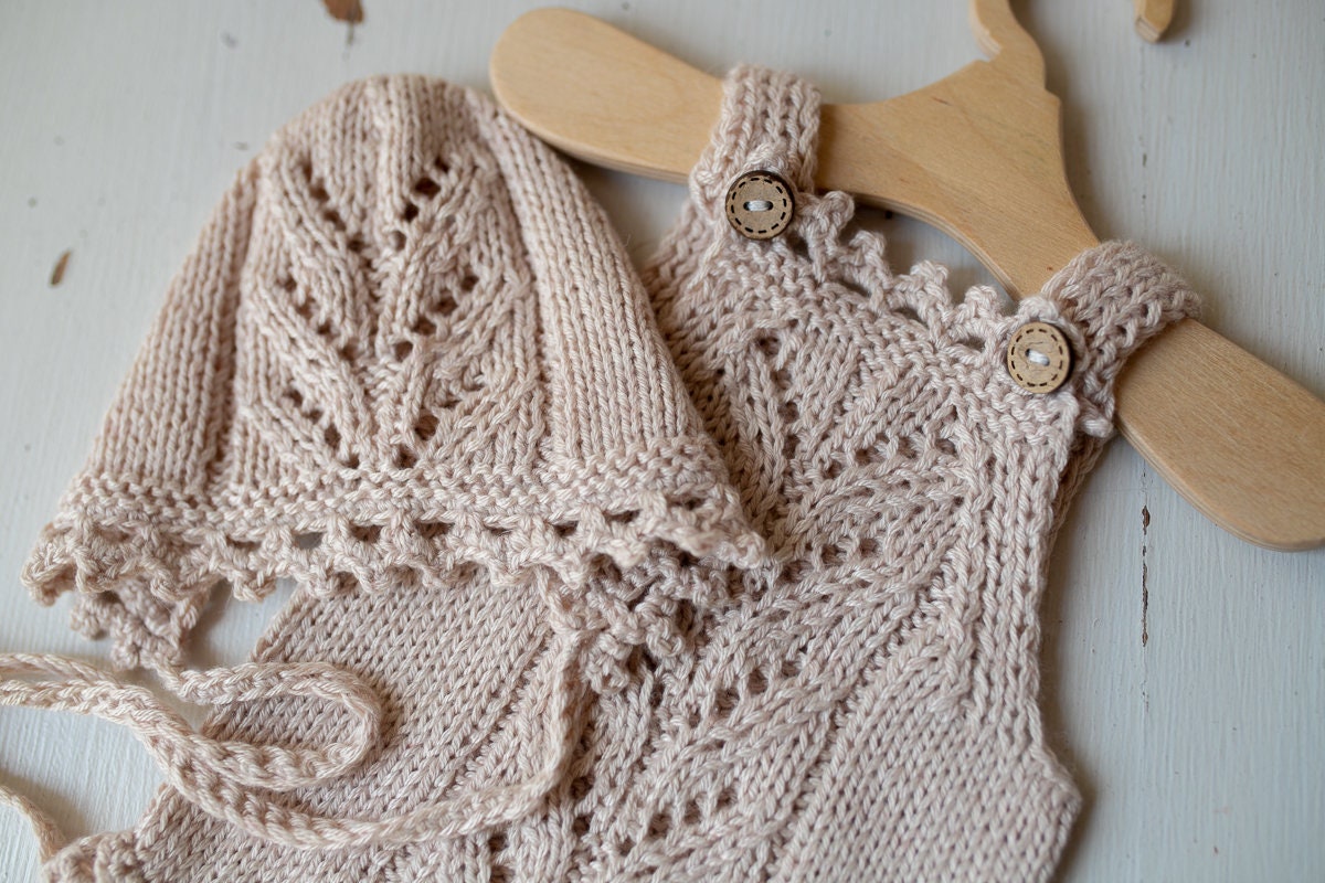 Knitted romper and bonnet,Newborn knitted Set,Newborn photography outfit,Сable knit romper,Pregnancy gift,newborn knit outfit,newborn props