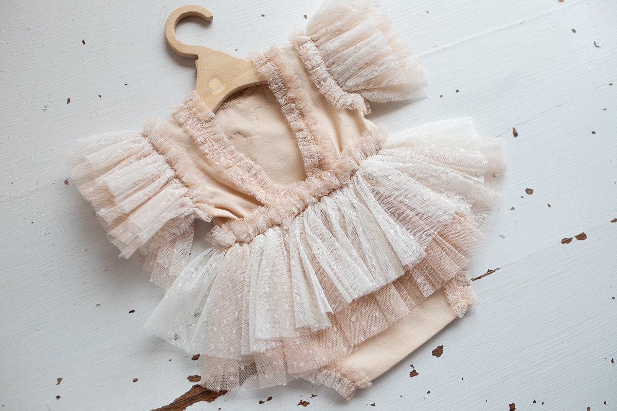 Newborn Girl Outfit,Newborn baby girl romper & headband,Newborn Outfit,Newborn Photo Props,Pregnancy gift,Newborn girl gift,Newborn props