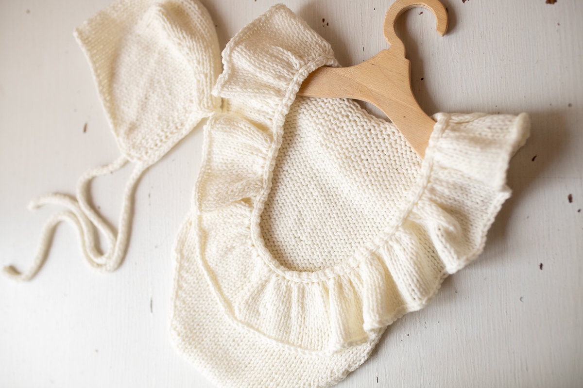 Knitted romper & bonnet,Newborn Photography Prop Set,Newborn photography outfit,Newborn girl photoshoot outfit,Pregnancy gift,Newborn props