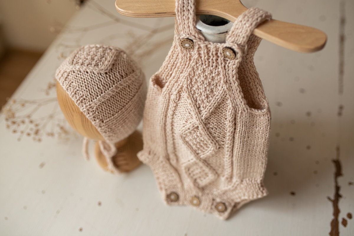 Knitted romper & bonnet,Newborn Photography Prop Set,Newborn photography outfit,Newborn girl photoshoot outfit,Pregnancy gift,Newborn props