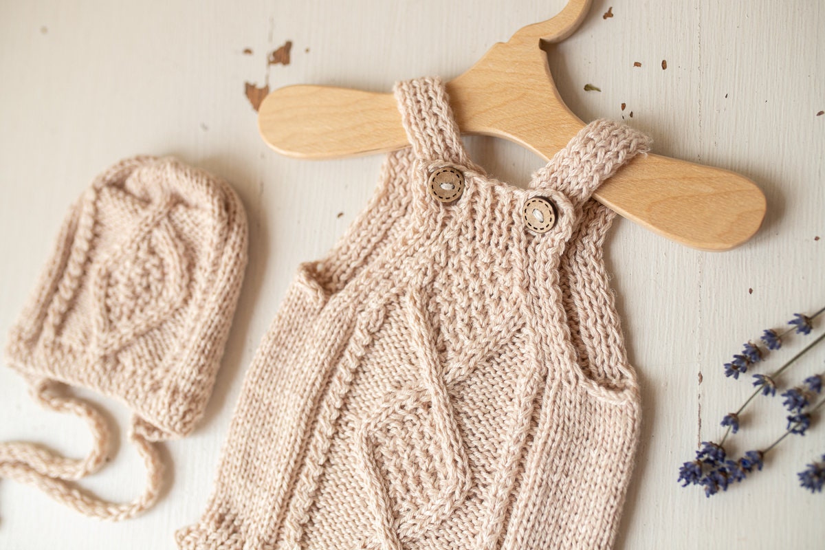 Knitted romper & bonnet,Newborn Photography Prop Set,Newborn photography outfit,Newborn girl photoshoot outfit,Pregnancy gift,Newborn props