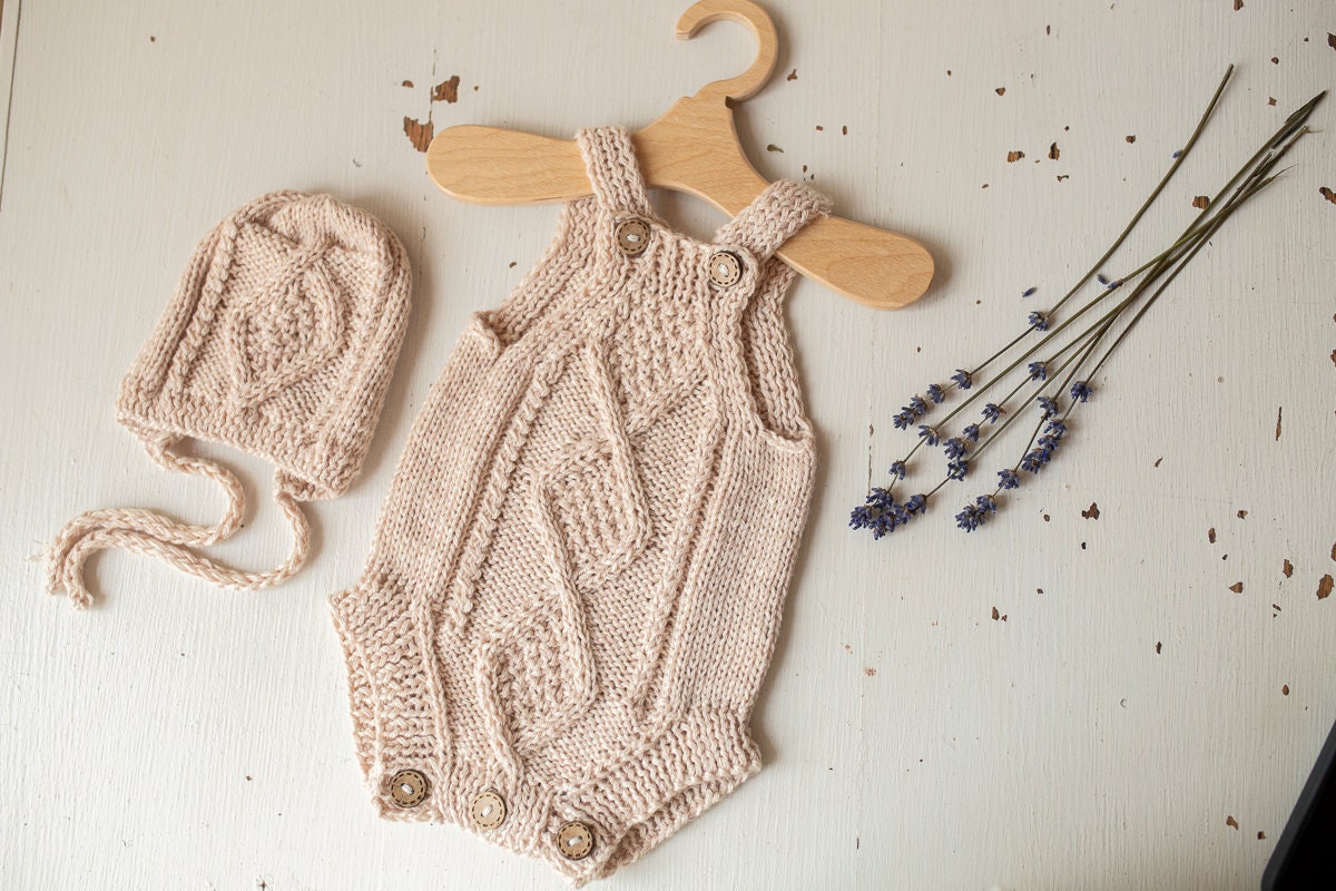Knitted romper & bonnet,Newborn Photography Prop Set,Newborn photography outfit,Newborn girl photoshoot outfit,Pregnancy gift,Newborn props