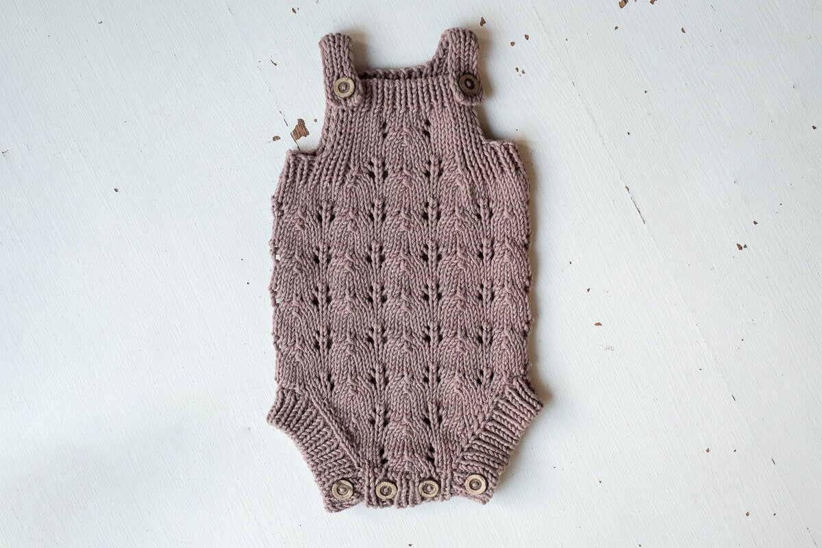 Knitted romper and bonnet,Newborn knitted Set,Newborn photography outfit,Сable knit romper,Pregnancy gift,newborn knit outfit,newborn props