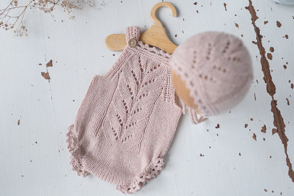 Knitted romper & bonnet,Newborn Photography Prop Set,Newborn photography outfit,Newborn girl photoshoot outfit,Pregnancy gift,Newborn props