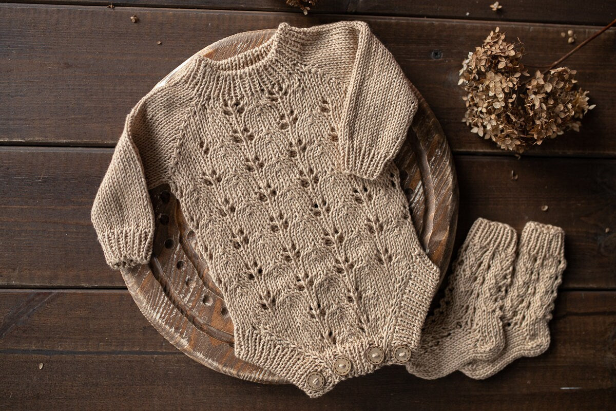 Newborn Knit romper,Newborn Knited set,Newborn Hat,Newborn outfit,Newborn cap,Newborn photography,Pregnancy gift,Knitted newborn photo props