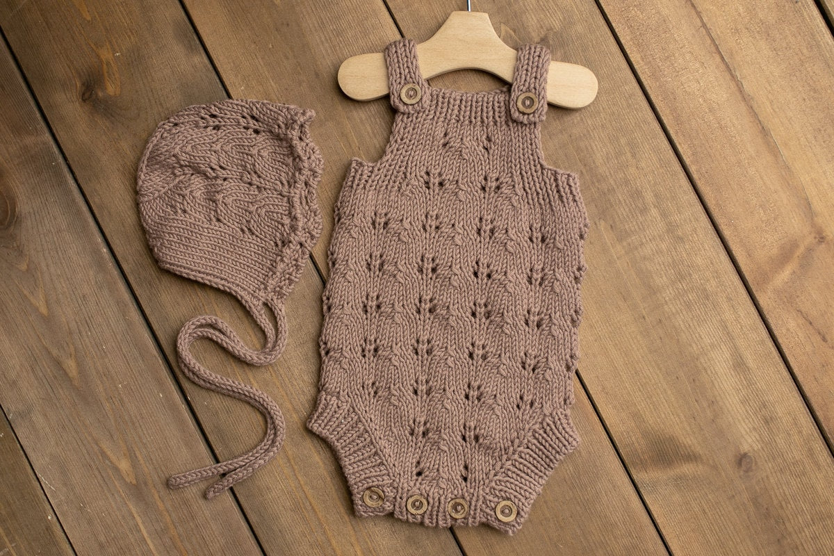 Knitted romper and bonnet,Newborn Photography Prop Set,Newborn photography outfit,Newborn girl photoshoot outfit,Pregnancy gift
