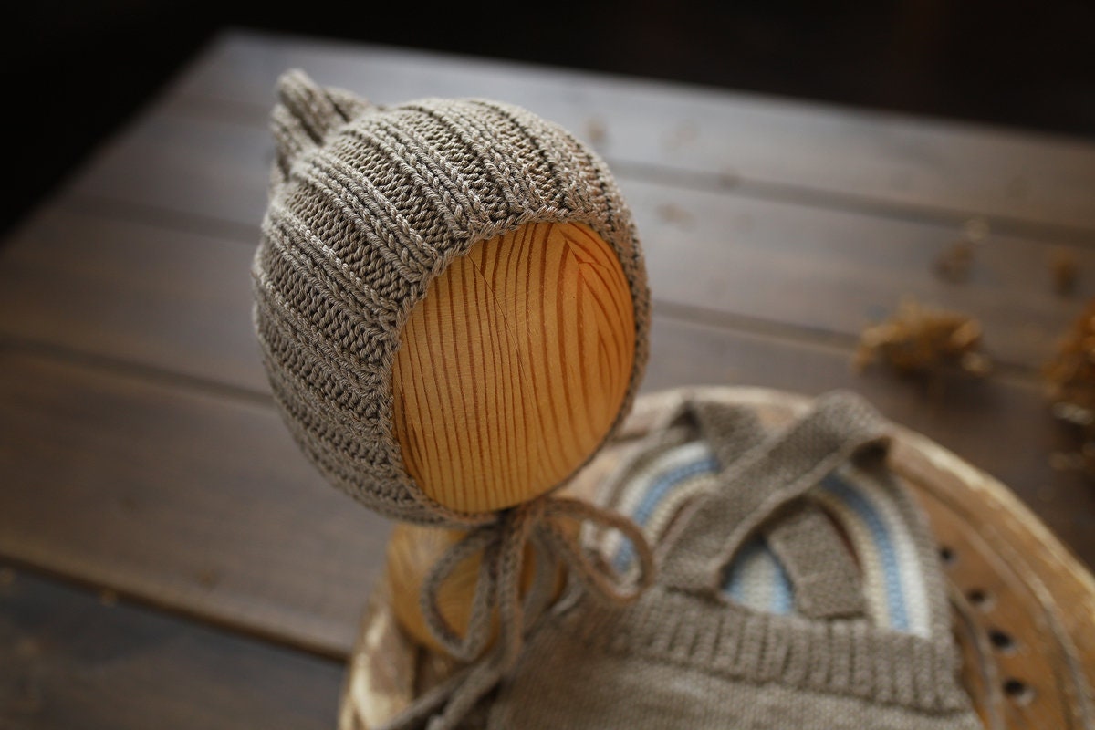 Newborn Knit romper,Newborn Knited set,Newborn Hat,Newborn outfit,Newborn cap,Newborn photography,Pregnancy gift,Knitted newborn photo props