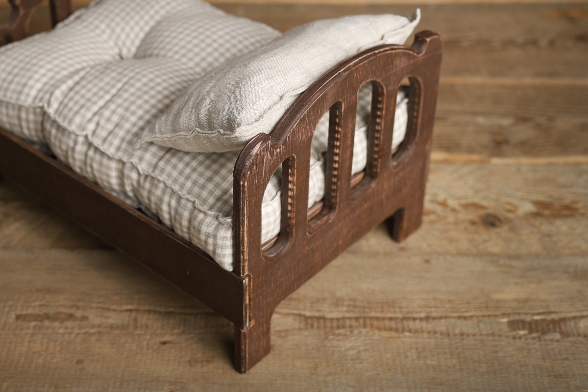 Newborn Wooden Bed,Real Wood Newborn crib Prop,Newborn Photography Props,Newborn Photo Prop,Nursery Decor,Doll Bed,Rustic Wooden Bed