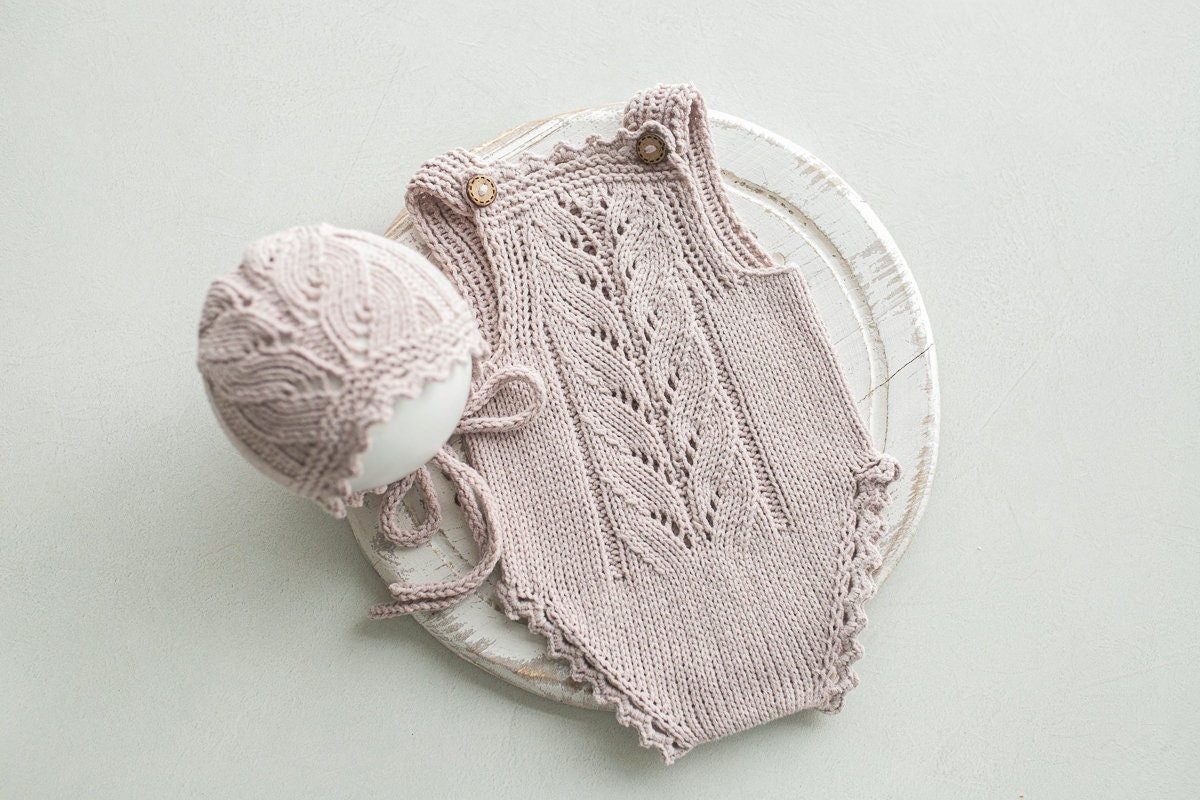 Knitted romper & bonnet,Newborn Photography Prop Set,Newborn photography outfit,Newborn girl photoshoot outfit,Pregnancy gift,Newborn props