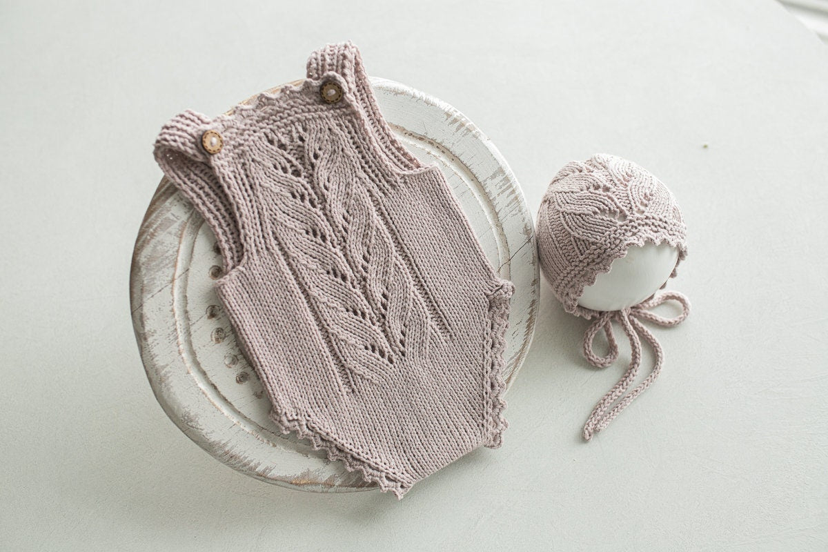 Knitted romper & bonnet,Newborn Photography Prop Set,Newborn photography outfit,Newborn girl photoshoot outfit,Pregnancy gift,Newborn props
