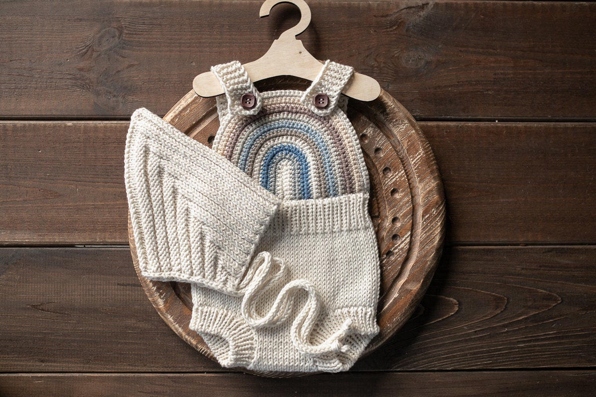 Newborn Knit romper,Newborn Knited set,Newborn Hat,Newborn outfit,Newborn cap,Newborn photography,Pregnancy gift,Knitted newborn photo props
