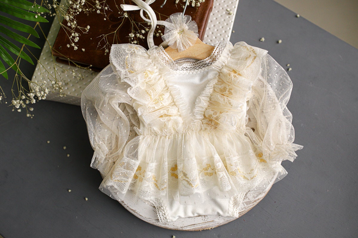 Newborn Girl Outfit,Newborn baby girl romper & headband,Newborn Outfit,Newborn Photo Props,Pregnancy gift,Newborn girl gift,Newborn props