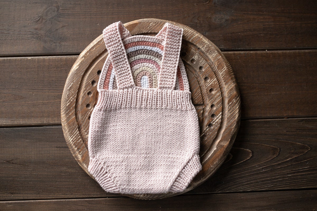 Newborn Knit romper,Newborn Knited set,Newborn Hat,Newborn outfit,Newborn cap,Newborn photography,Pregnancy gift,Knitted newborn photo props