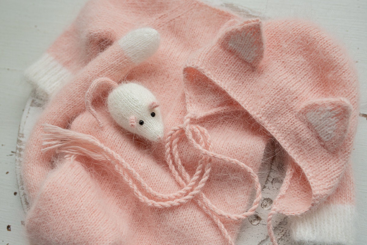 Knitted Kitten Bonnet Romper and toy,Newborn Photography Prop Set,Newborn photography outfit,Newborn photoshoot outfit,Newborn Kitten Outfit
