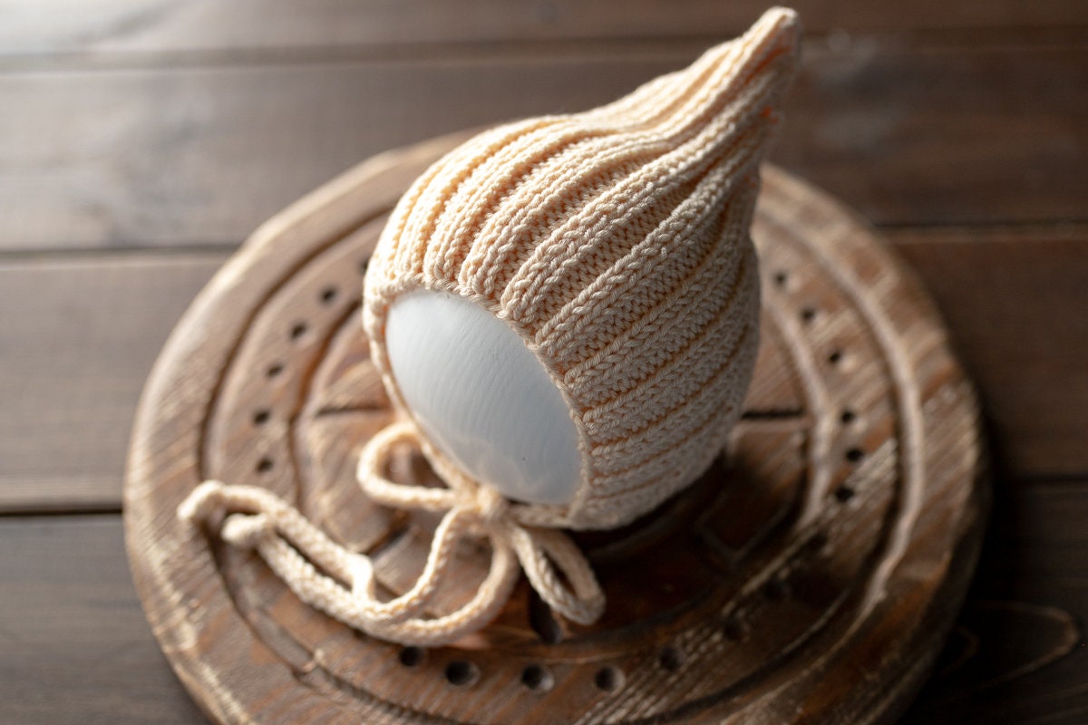 Newborn Knit romper,Newborn Knited set,Newborn Hat,Newborn outfit,Newborn cap,Newborn photography,Pregnancy gift,Knitted newborn photo props