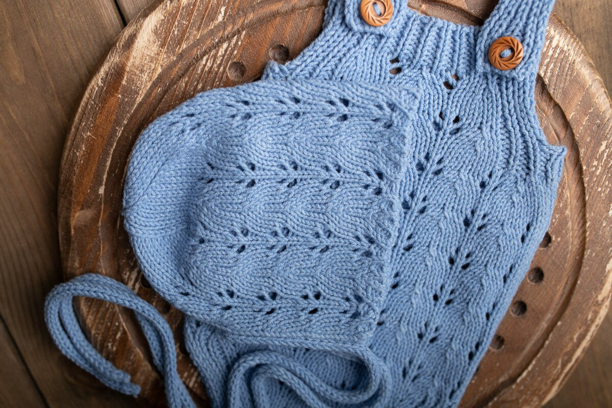Knitted romper and bonnet,Newborn knitted Set,Newborn photography outfit,Newborn girl photoshoot outfit,Pregnancy gift,newborn knit outfit