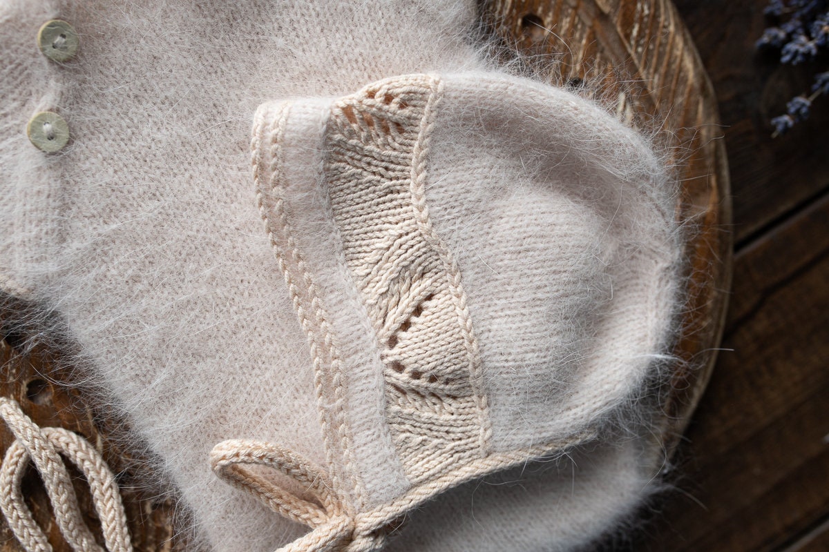 Knitted romper and bonnet,Newborn Photography Prop Set,Newborn photography outfit,Newborn girl photoshoot outfit,Pregnancy gift
