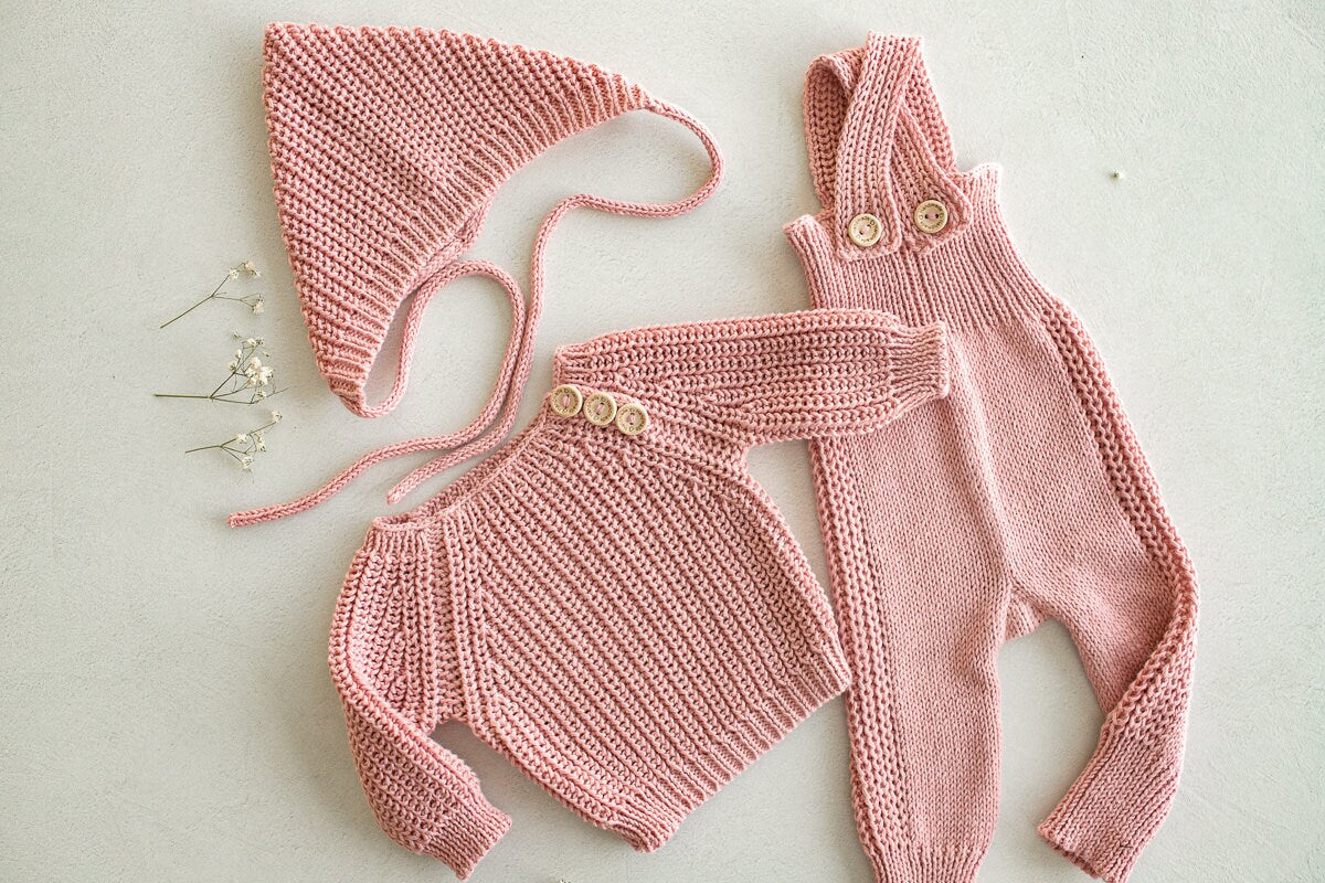 Newborn Knited set,Newborn Knit romper,Newborn Hat,Newborn outfit,Newborn photography,Pregnancy gift,Knitted newborn photo props