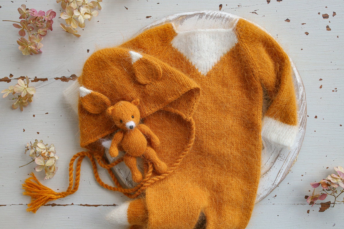 Newborn Knitted Fox Outfit bonnet and toy,Newborn Photography Prop,Newborn photography outfit,Newborn photoshoot outfit,Newborn Fox Outfit