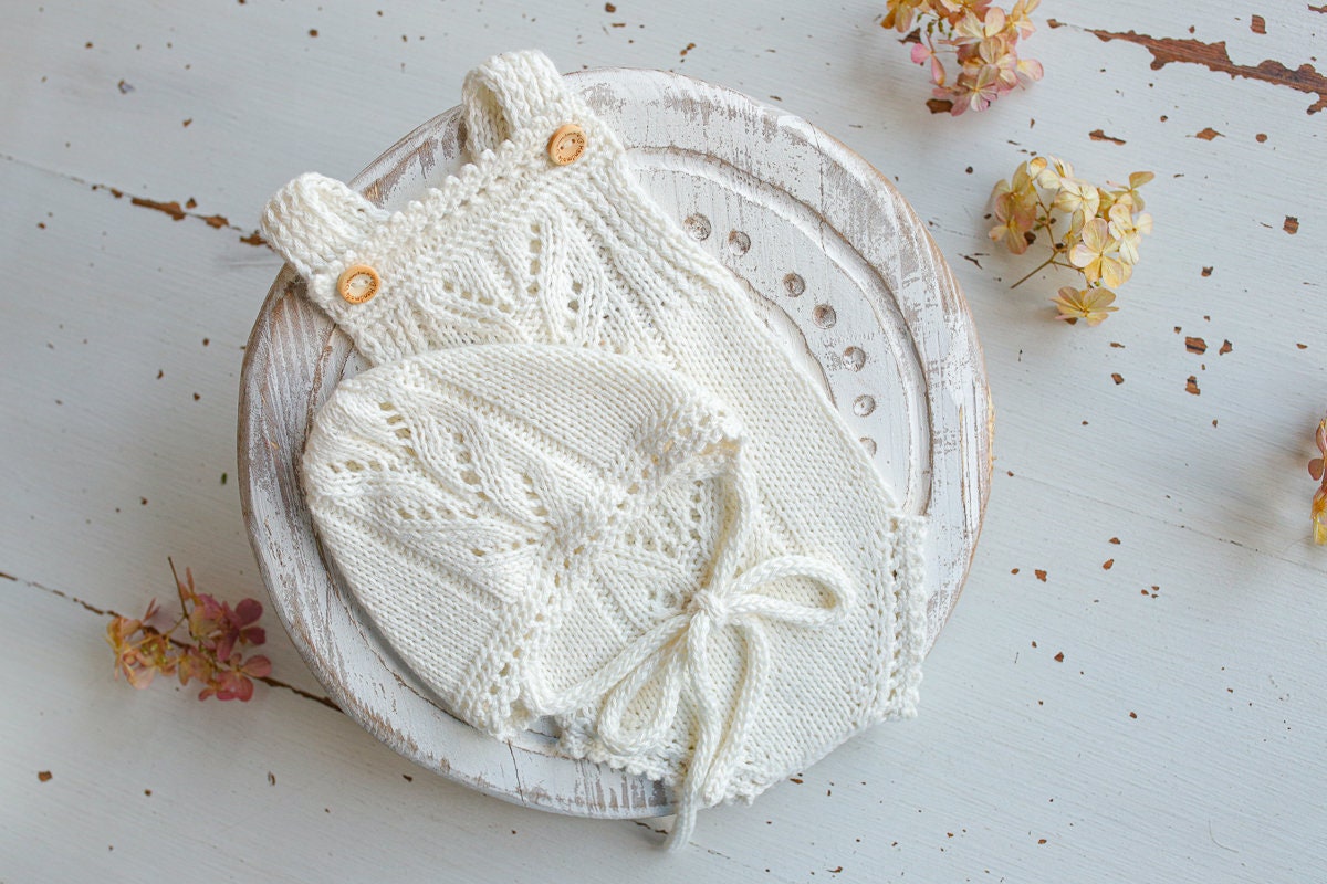 Knitted romper & bonnet,Newborn Photography Prop Set,Newborn photography outfit,Newborn girl photoshoot outfit,Pregnancy gift,Newborn props