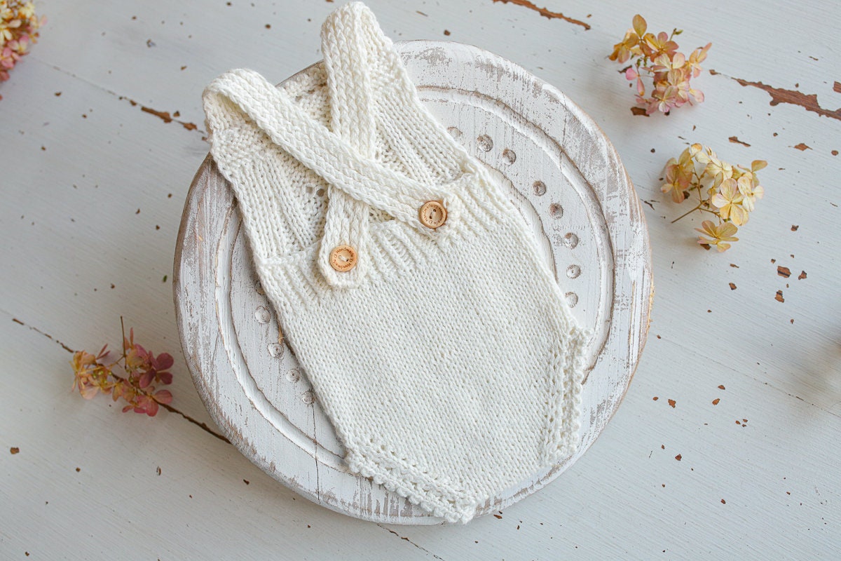Knitted romper & bonnet,Newborn Photography Prop Set,Newborn photography outfit,Newborn girl photoshoot outfit,Pregnancy gift,Newborn props