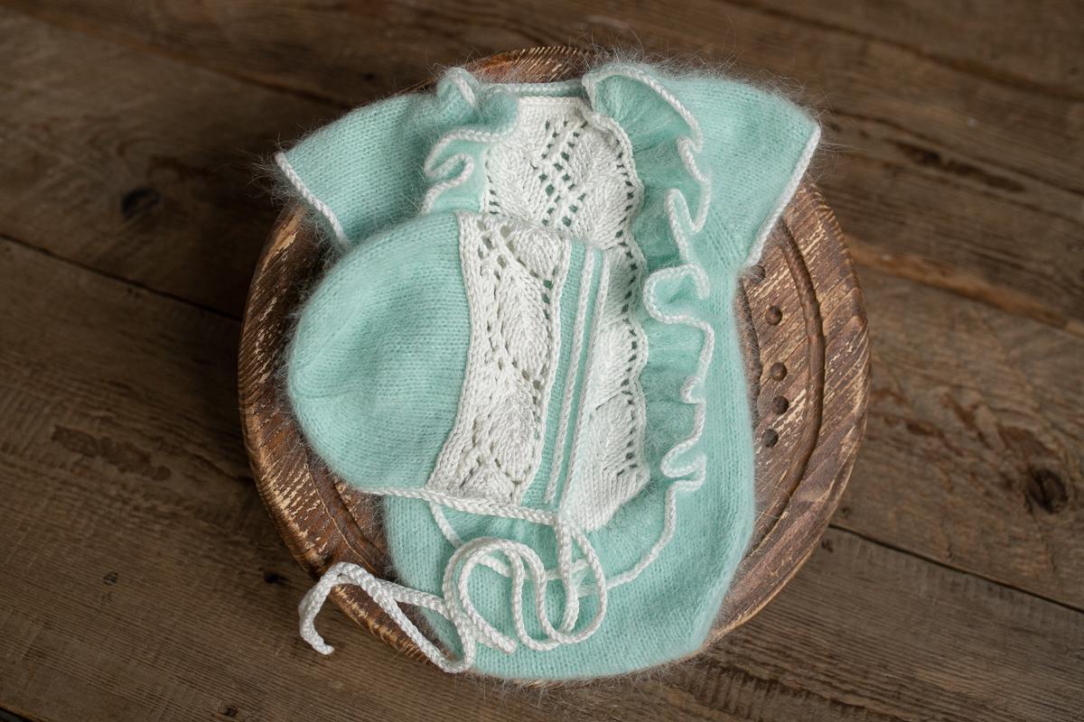 Knitted romper and bonnet,Newborn knitted Set,Newborn photography outfit,Сable knit romper,Pregnancy gift,newborn knit outfit,newborn props