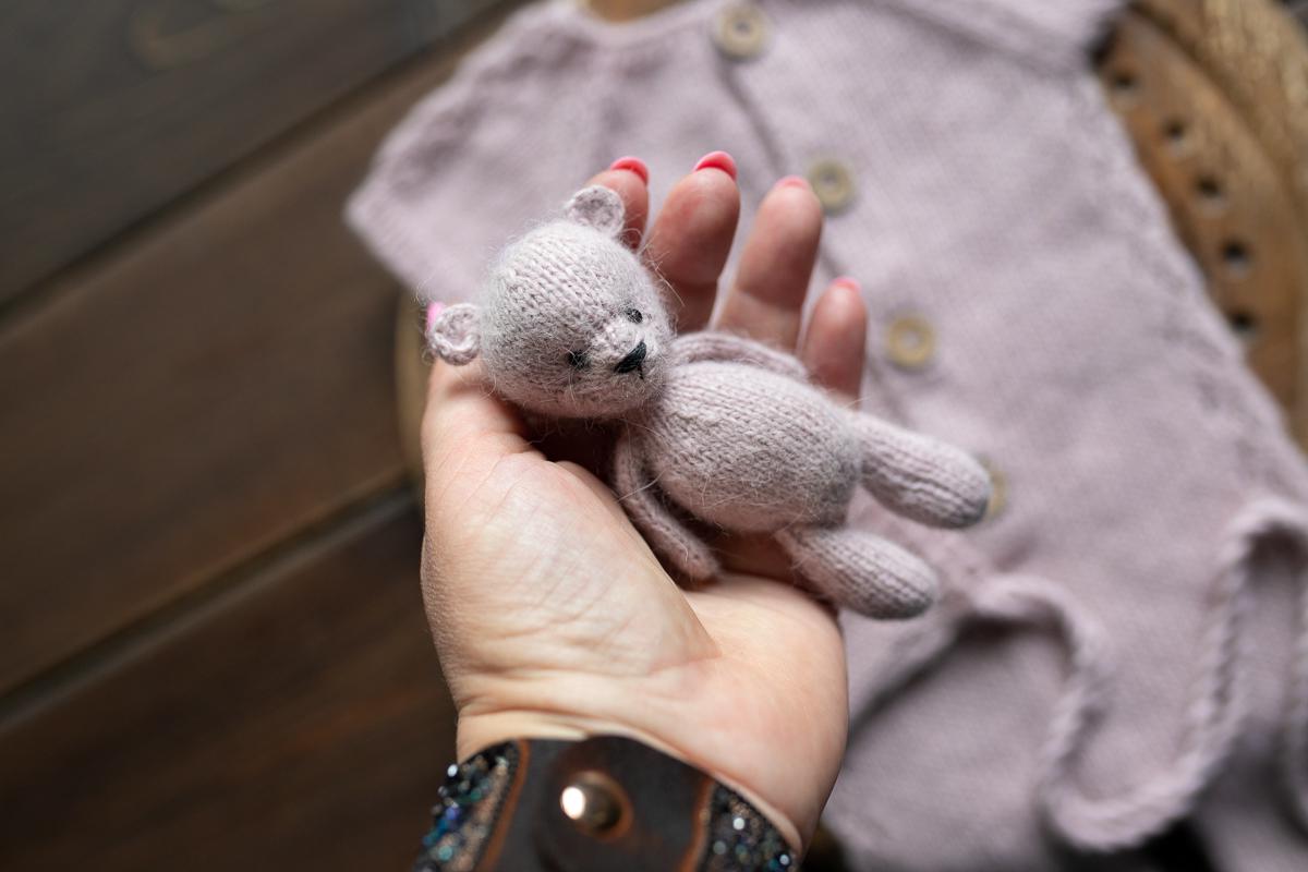 Knitted romper,bonnet and Knit Teddy Bear,Newborn knitted Set,Newborn photography outfit,Pregnancy gift,newborn knit outfit,newborn props