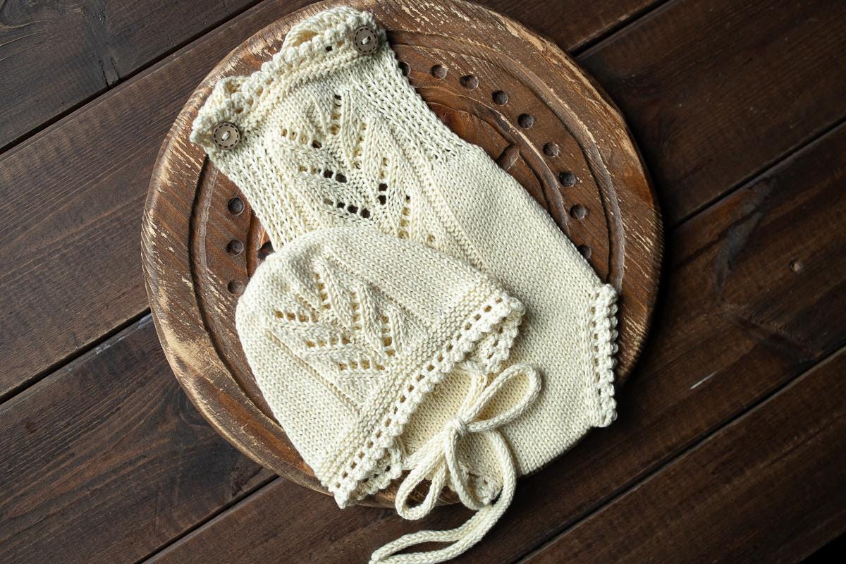 Knitted romper & bonnet,Newborn Photography Prop Set,Newborn photography outfit,Newborn girl photoshoot outfit,Pregnancy gift,Newborn props