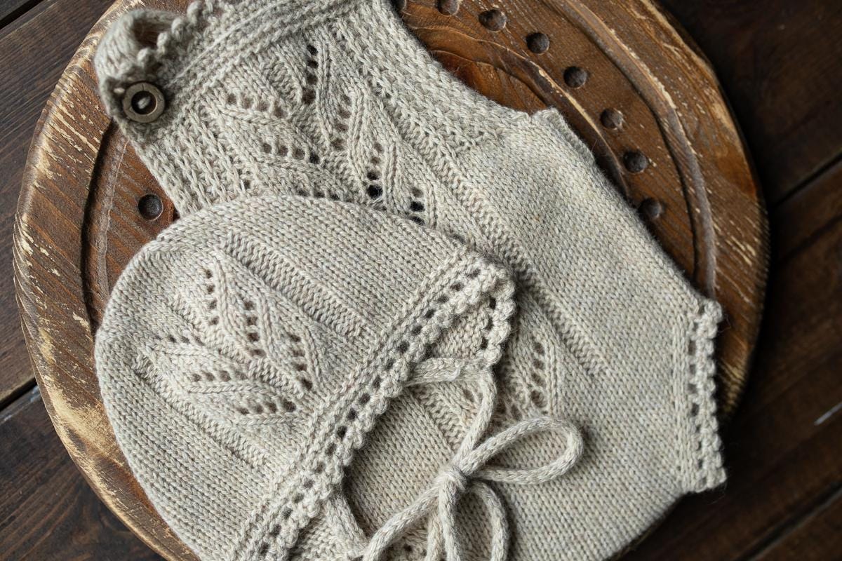 Knitted romper & bonnet,Newborn Photography Prop Set,Newborn photography outfit,Newborn girl photoshoot outfit,Pregnancy gift,Newborn props