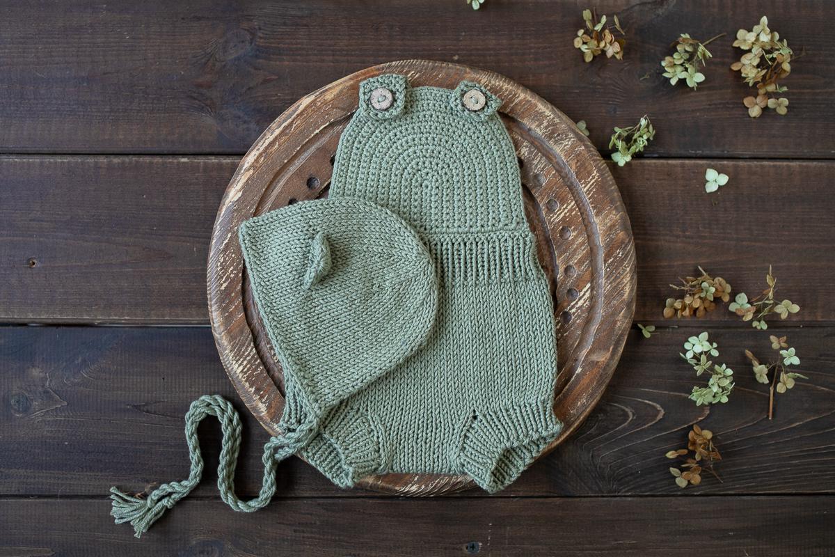 Knitted romper and bonnet,Newborn Photography Prop Set,Newborn photography outfit,Newborn girl photoshoot outfit,Pregnancy gift