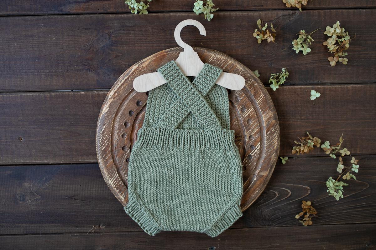 Knitted romper and bonnet,Newborn Photography Prop Set,Newborn photography outfit,Newborn girl photoshoot outfit,Pregnancy gift