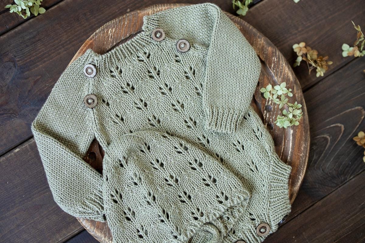 Newborn Knit romper,Newborn Knited set,Newborn Hat,Newborn outfit,Newborn cap,Newborn photography,Pregnancy gift,Knitted newborn photo props