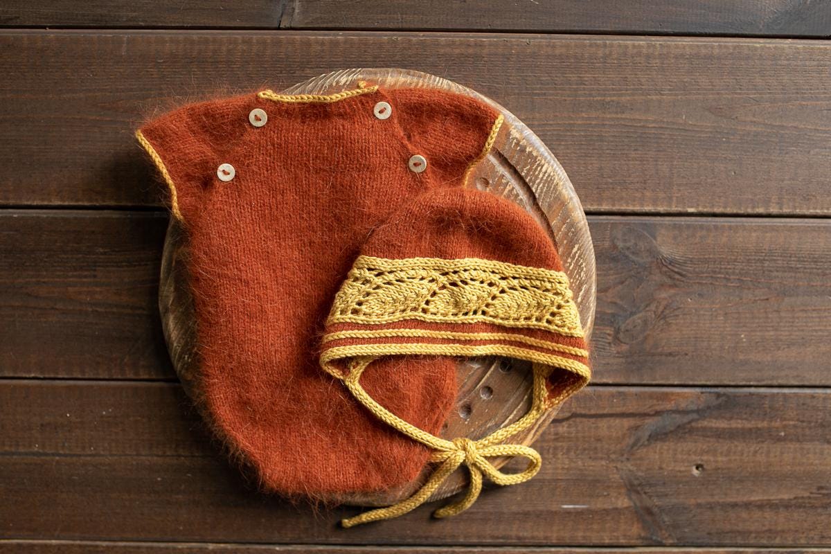 Knitted romper and bonnet,Newborn knitted Set,Newborn photography outfit,Сable knit romper,Pregnancy gift,newborn knit outfit,newborn props