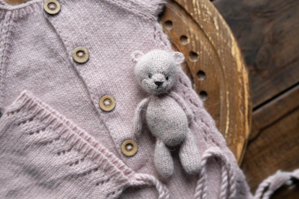 Knitted romper,bonnet and Knit Teddy Bear,Newborn knitted Set,Newborn photography outfit,Pregnancy gift,newborn knit outfit,newborn props