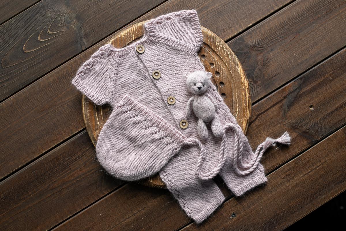 Knitted romper,bonnet and Knit Teddy Bear,Newborn knitted Set,Newborn photography outfit,Pregnancy gift,newborn knit outfit,newborn props