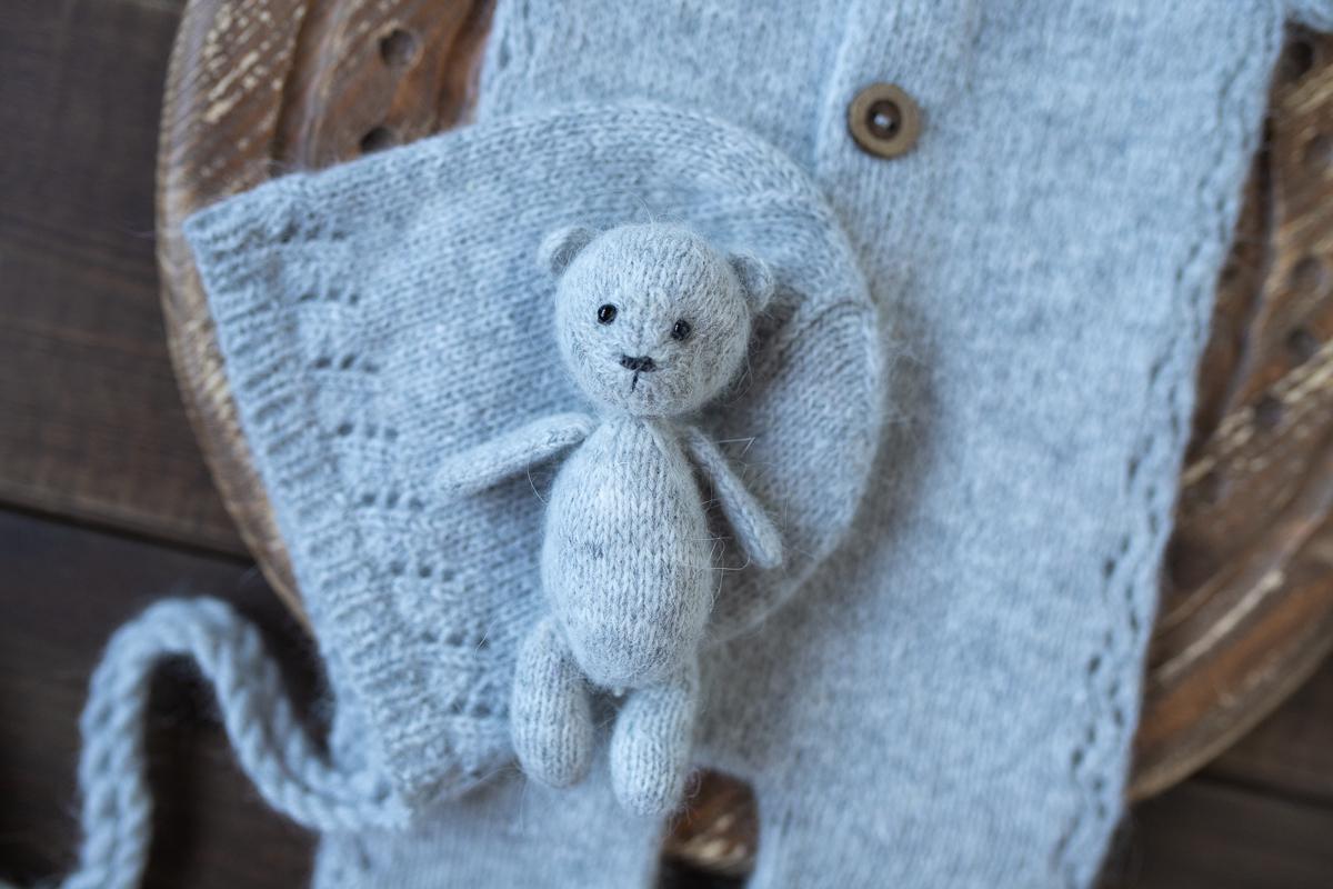 Knitted romper,bonnet and Knit Teddy Bear,Newborn knitted Set,Newborn photography outfit,Pregnancy gift,newborn knit outfit,newborn props