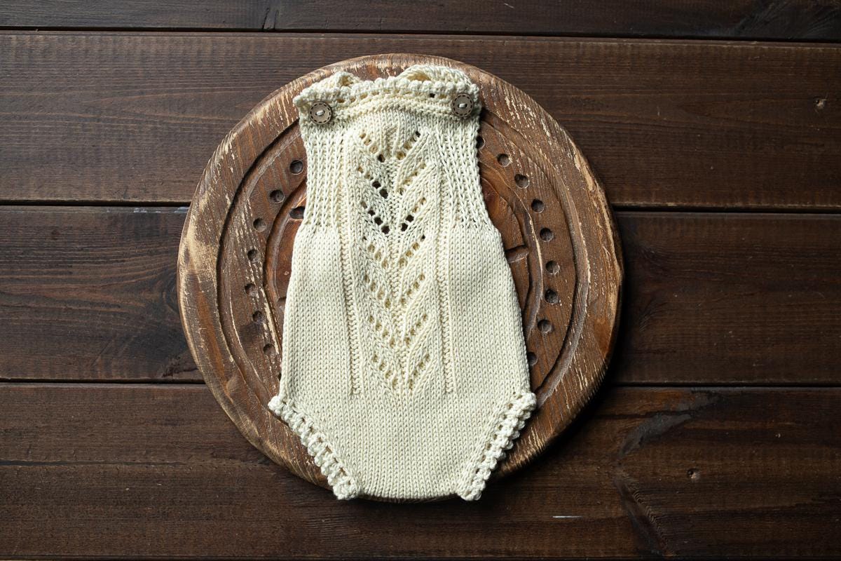 Knitted romper & bonnet,Newborn Photography Prop Set,Newborn photography outfit,Newborn girl photoshoot outfit,Pregnancy gift,Newborn props