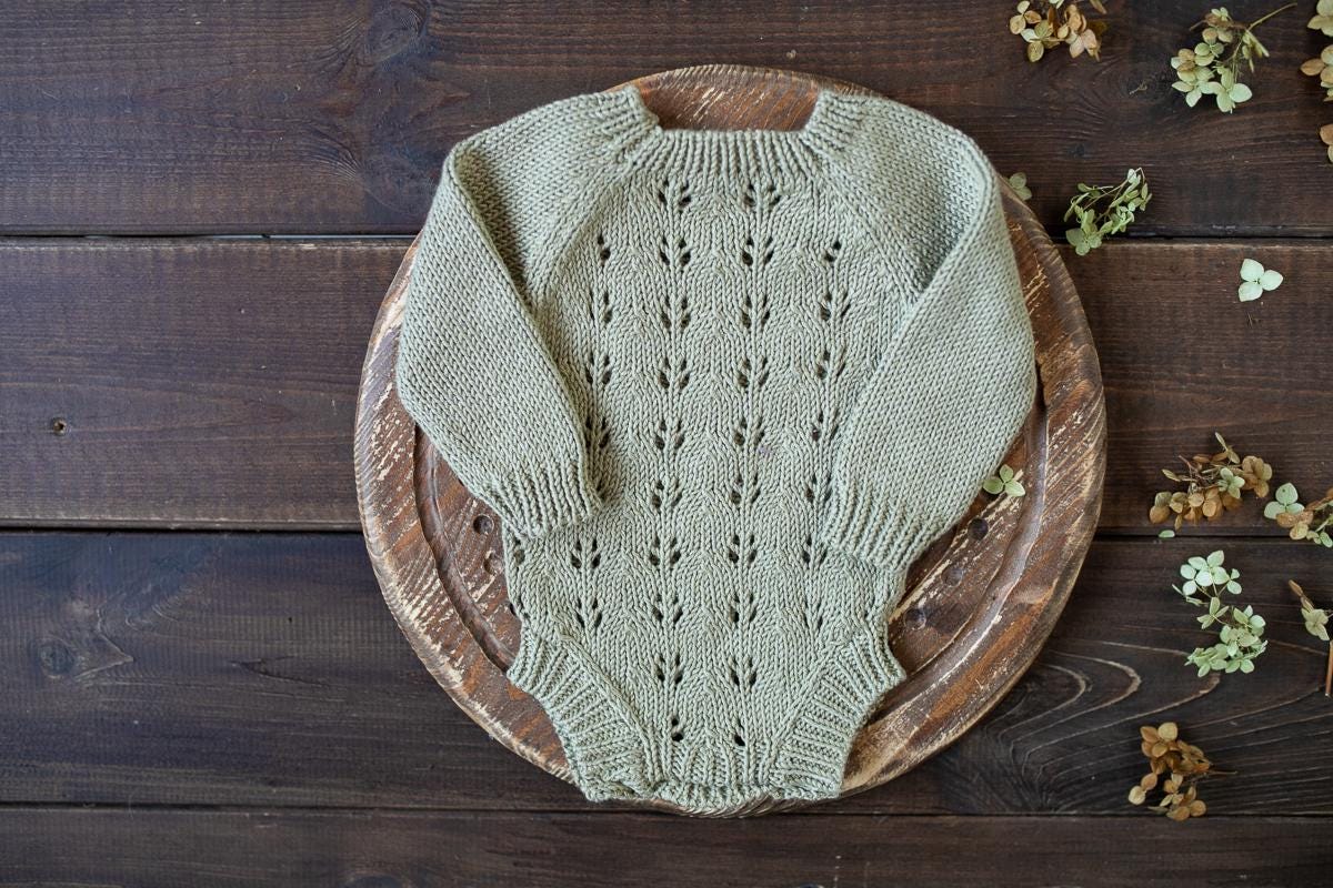 Newborn Knit romper,Newborn Knited set,Newborn Hat,Newborn outfit,Newborn cap,Newborn photography,Pregnancy gift,Knitted newborn photo props