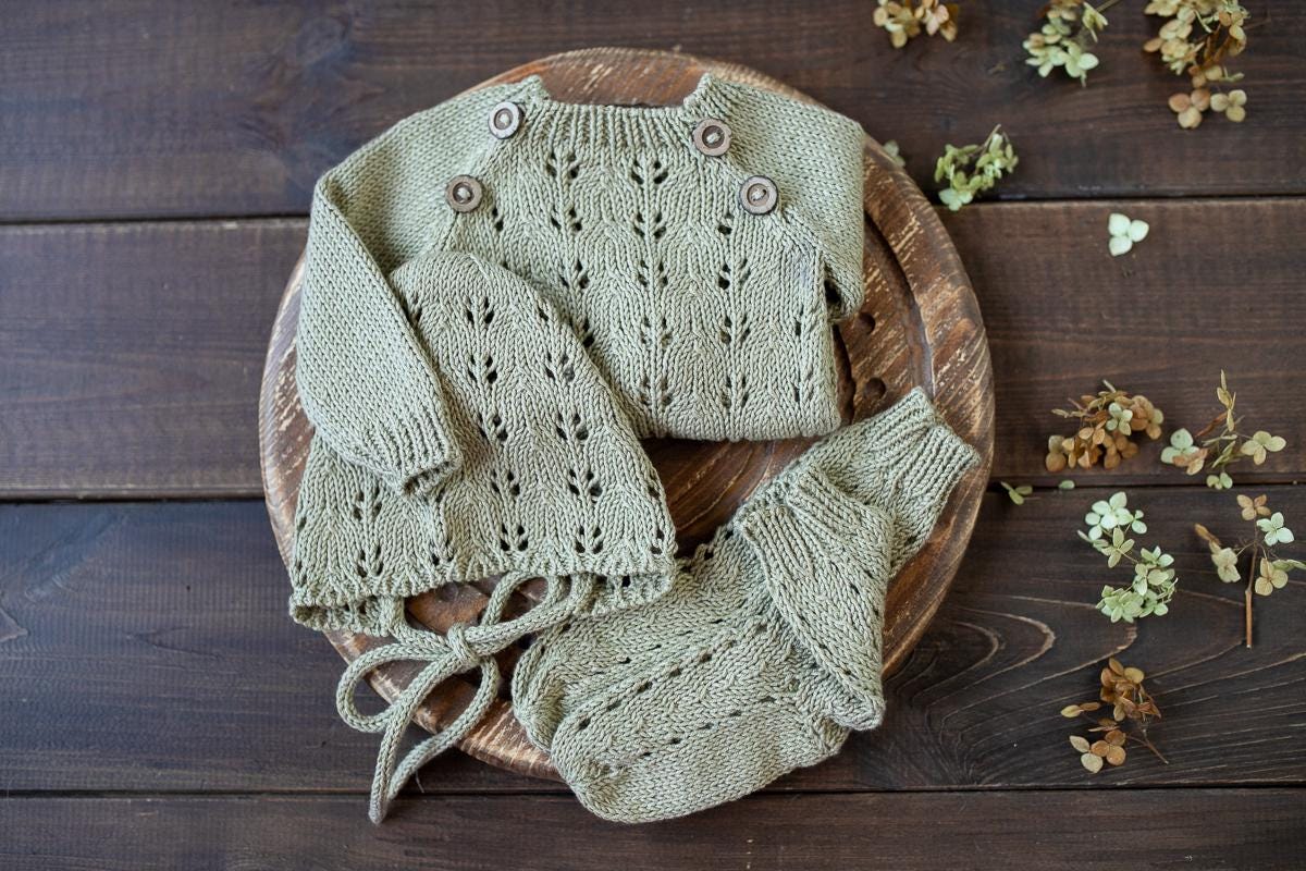 Newborn Knit romper,Newborn Knited set,Newborn Hat,Newborn outfit,Newborn cap,Newborn photography,Pregnancy gift,Knitted newborn photo props